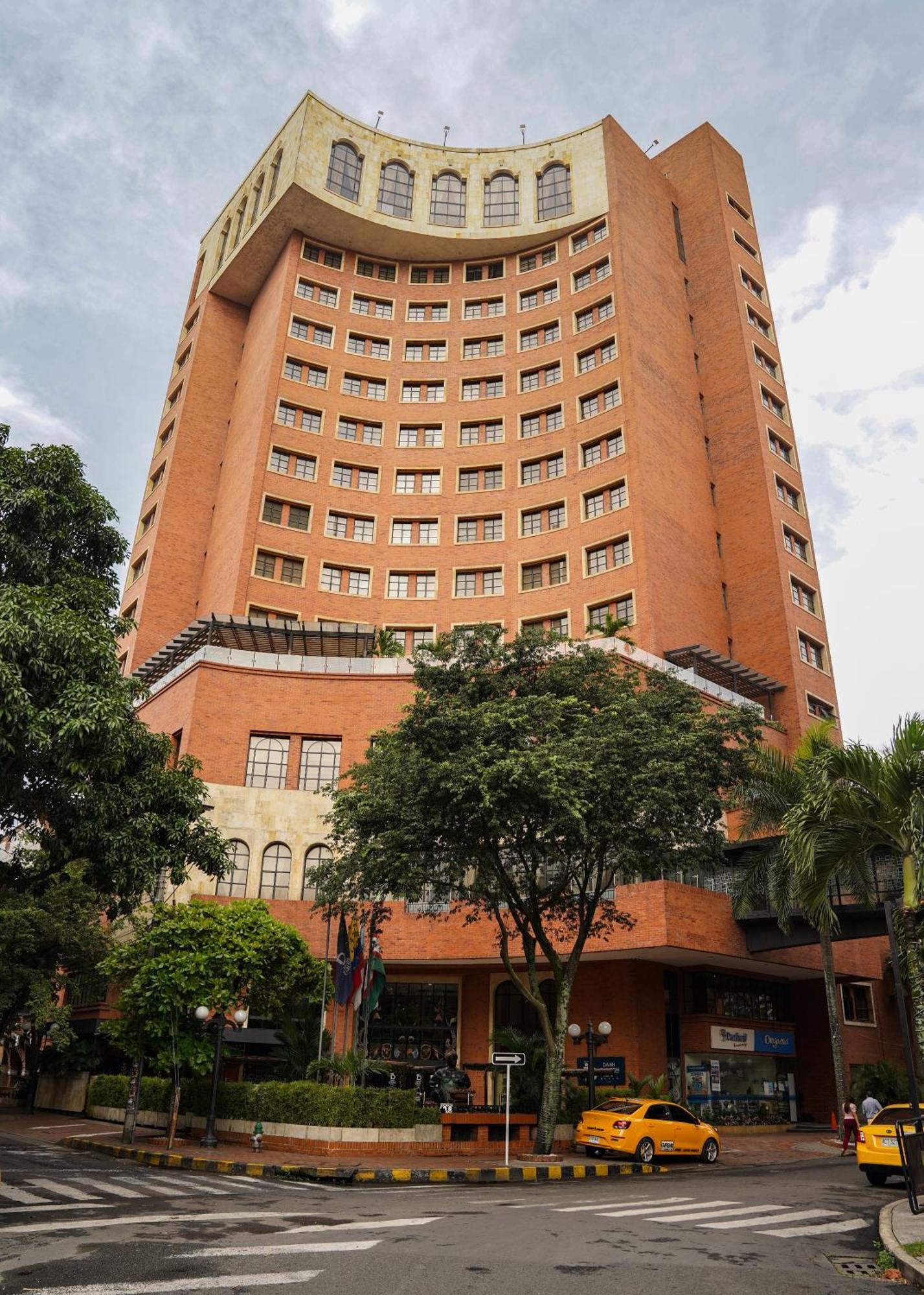 Hotel Dann Carlton Cali Extérieur photo